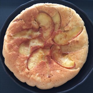 りんごのジャンボパンケーキ